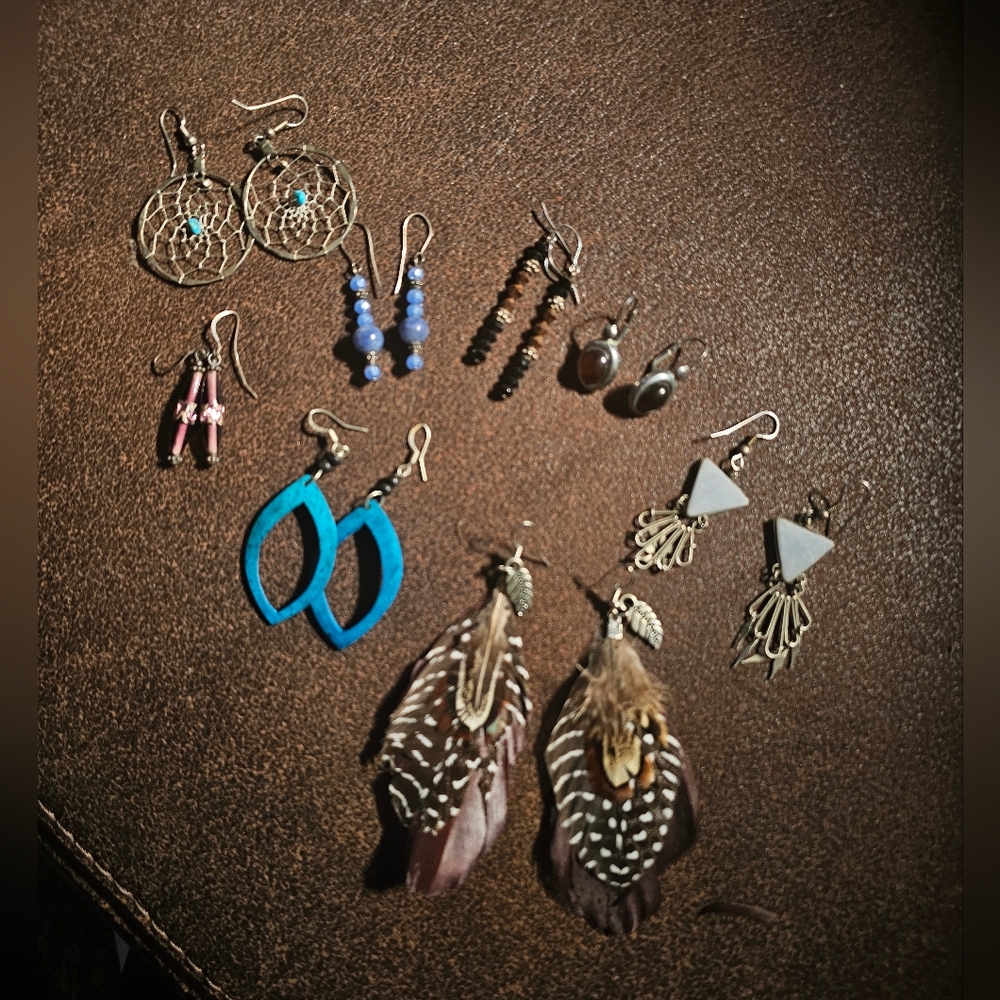 Bundle Vintage Lot 8 Pairs Earrings Hippie Boho Beaded‎ Feathers 80s Eclectic